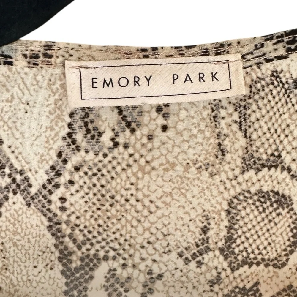 EMORY PARK snake skin print semi sheer short sleeve open front kimono FREE SIZE - Picture 4 of 5